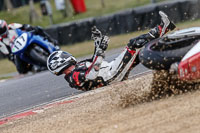 brands-hatch-photographs;brands-no-limits-trackday;cadwell-trackday-photographs;enduro-digital-images;event-digital-images;eventdigitalimages;no-limits-trackdays;peter-wileman-photography;racing-digital-images;trackday-digital-images;trackday-photos